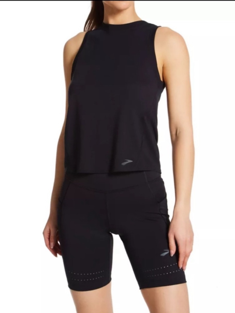 NWT Brooks Method 8” Short Tight